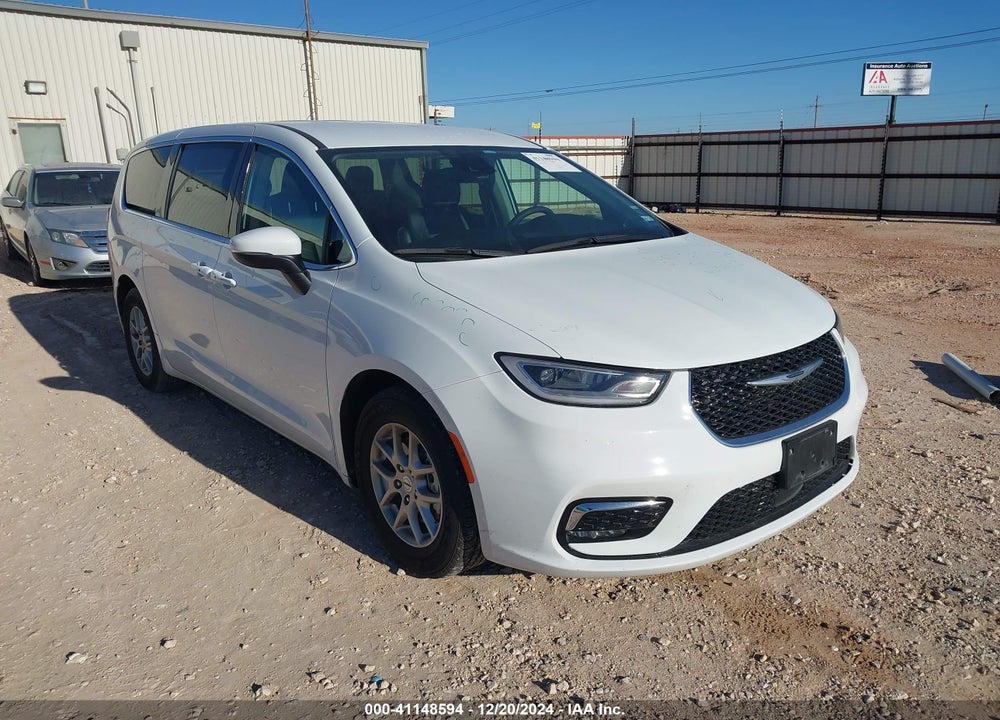2023 CHRYSLER PACIFICA TOURING L VIN: 2C4RC1BG8PR587255