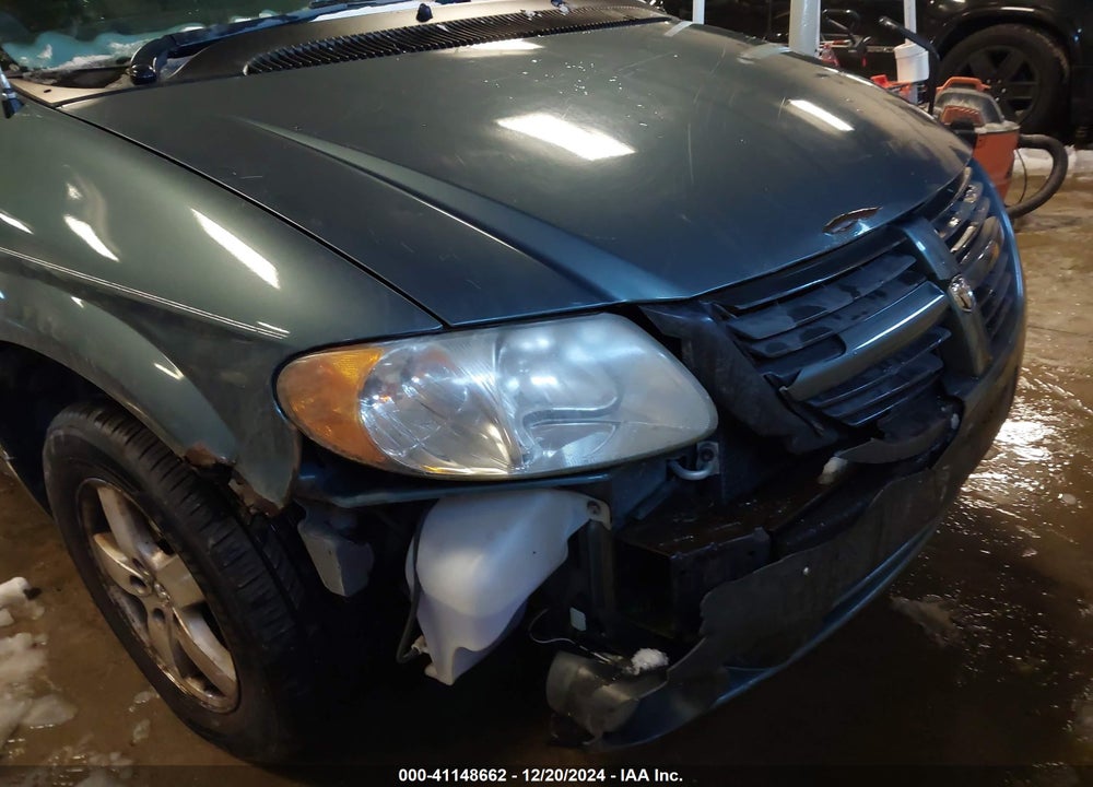 2005 DODGE GRAND CARAVAN SXT VIN: 2D4GP44L45R540148