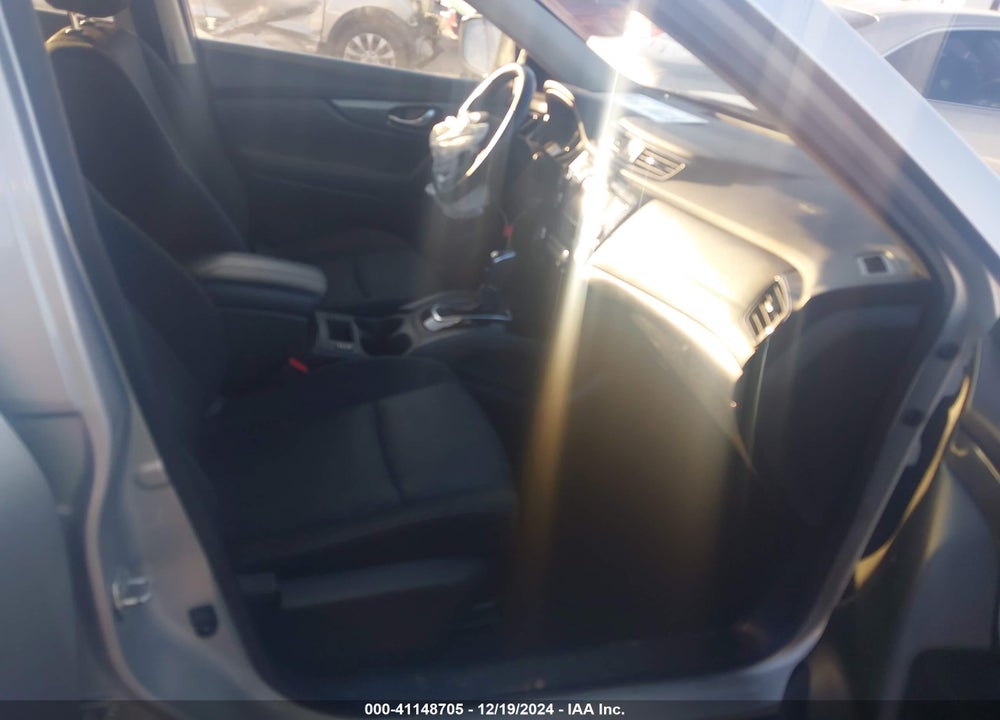 2018 NISSAN ROGUE SV VIN: JN8AT2MV3JW353557