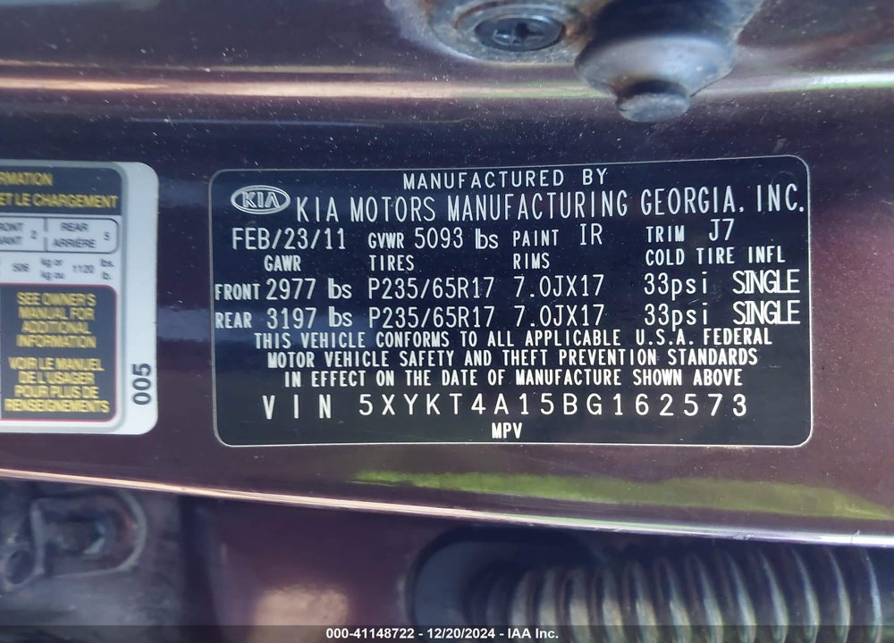 2011 KIA SORENTO LX VIN: 5XYKT4A15BG162573