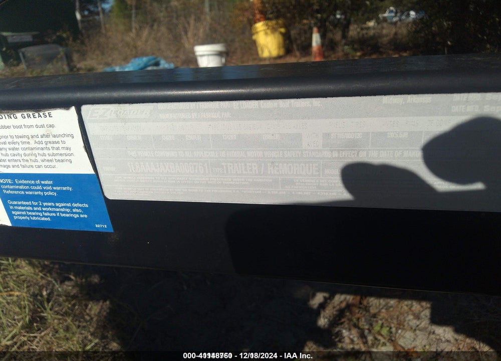 2011 EZ LOADER TRAILER VIN: 1L8AAAJAXBA000761