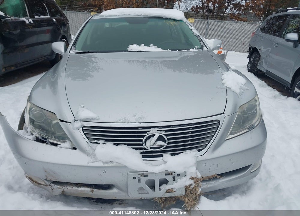 2007 LEXUS LS 460 L VIN: JTHGL46F675000976