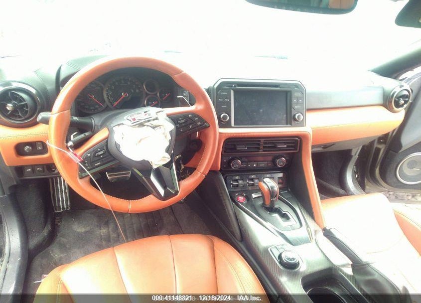 2017 NISSAN GT-R VIN: JN1AR5EF4HM820092