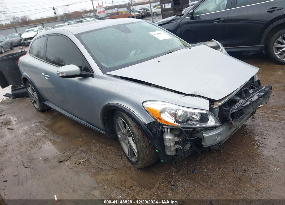 2013 VOLVO C30 T5 VIN: YV1672MK0D2308870