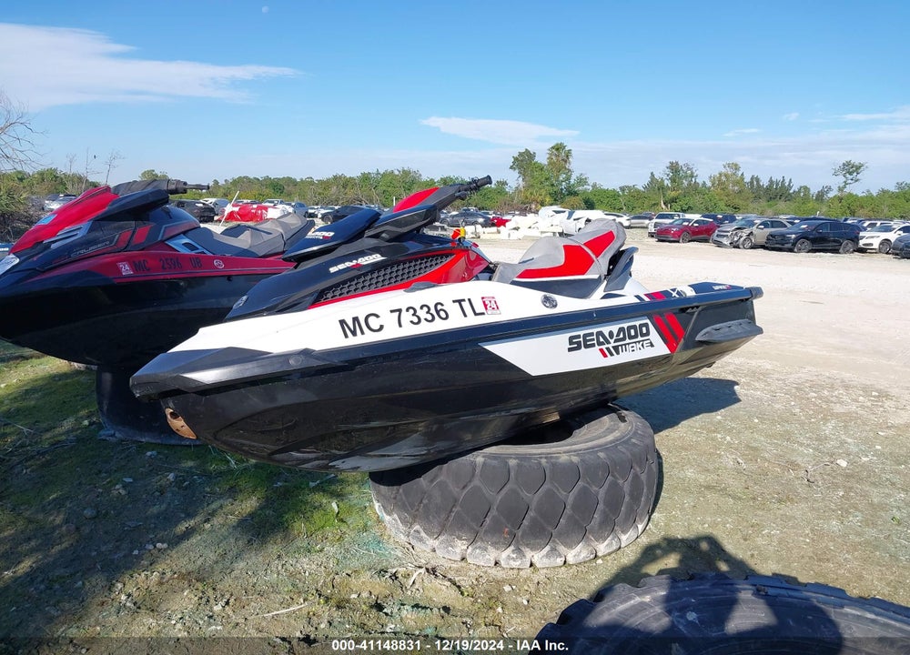 2012 SEADOO WAKE PRO 215 VIN: YDV17158C212