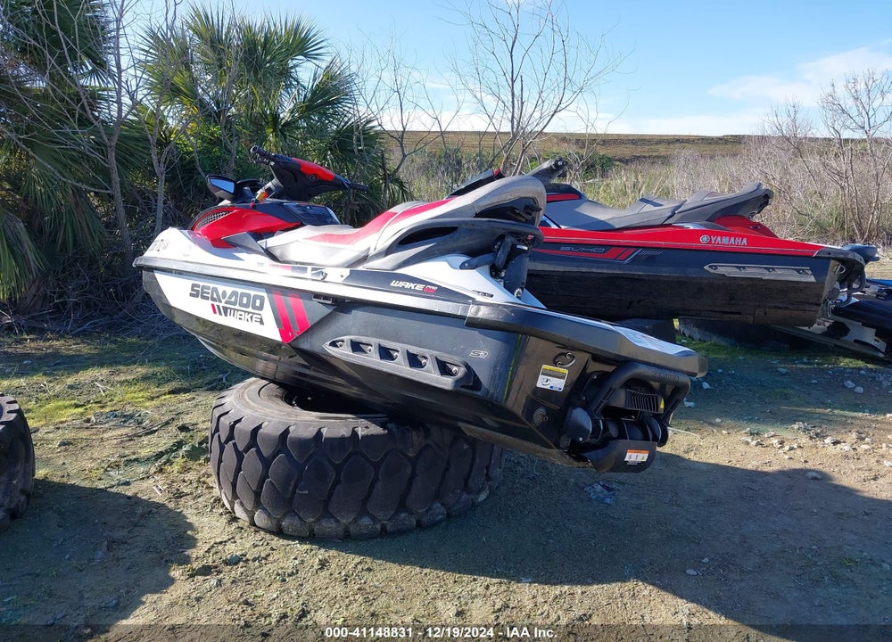 2012 SEADOO WAKE PRO 215 VIN: YDV17158C212