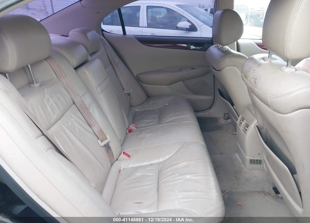 2002 LEXUS ES 300 VIN: JTHBF30G620080394