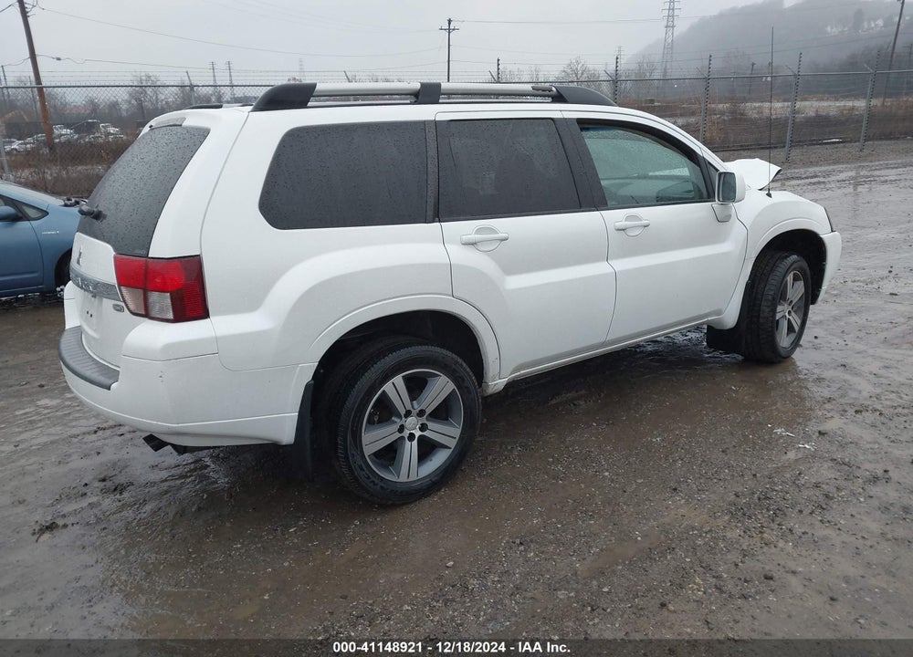 2011 MITSUBISHI ENDEAVOR SE VIN: 4A4JN3AS4BE015686