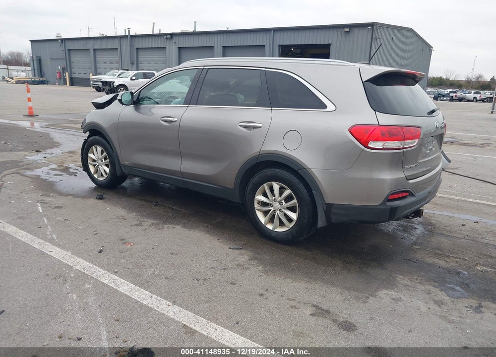 2017 KIA SORENTO 2.4L LX VIN: 5XYPGDA39HG287760