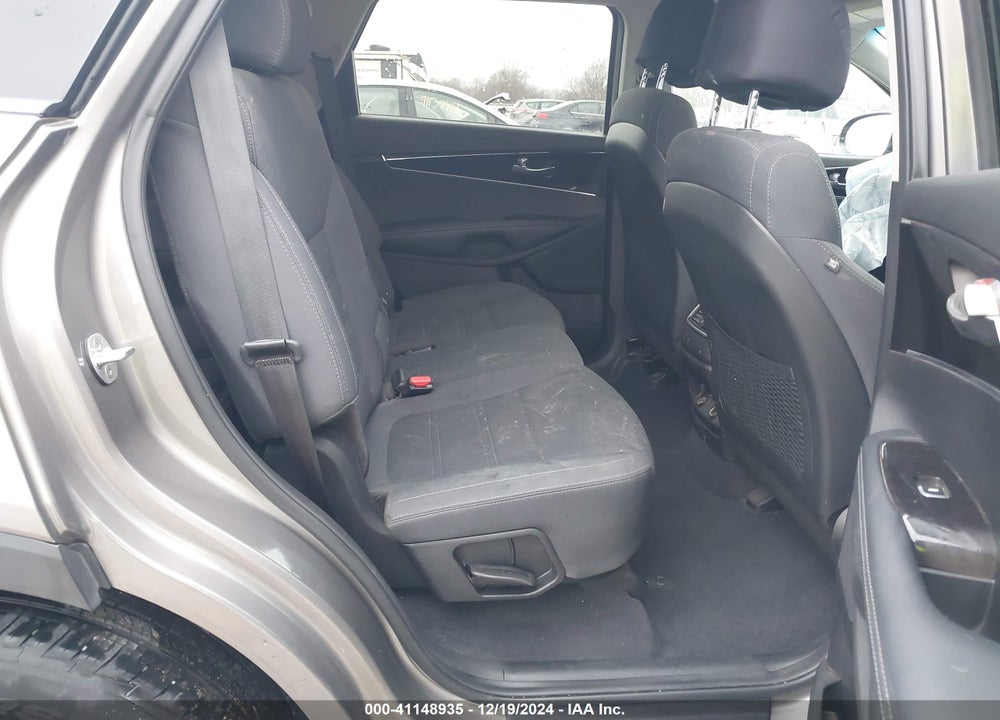 2017 KIA SORENTO 2.4L LX VIN: 5XYPGDA39HG287760