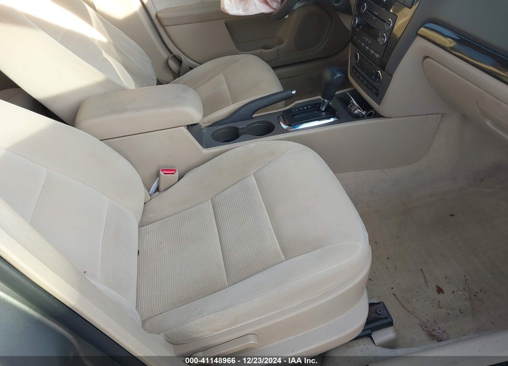 2008 FORD FUSION VIN: 3FAHP08158R168195