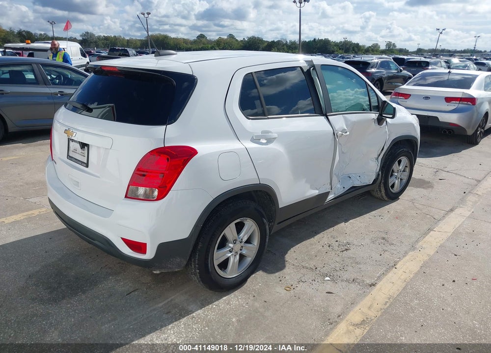 2020 CHEVROLET TRAX FWD LS VIN: 3GNCJKSB9LL155942
