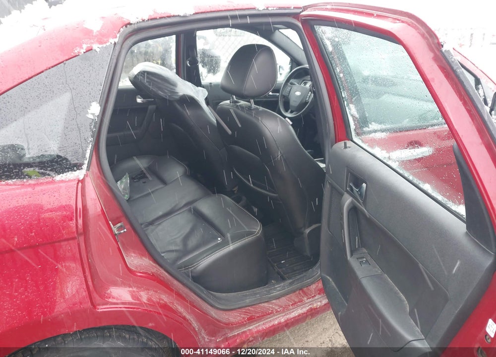 2010 FORD FOCUS VIN: 1FAHP3HN0AW166197