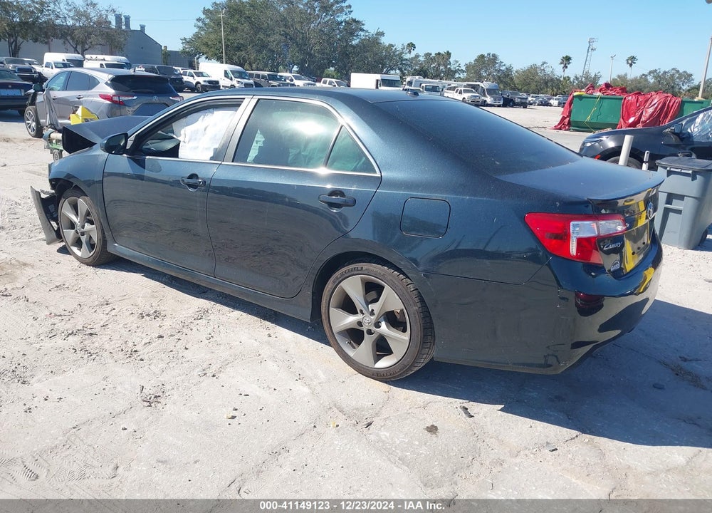2014 TOYOTA CAMRY SE SPORT VIN: 4T1BF1FK1EU319201