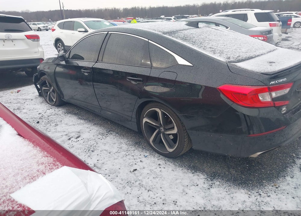 2018 HONDA ACCORD VIN: 1HGCV1F32JA036484