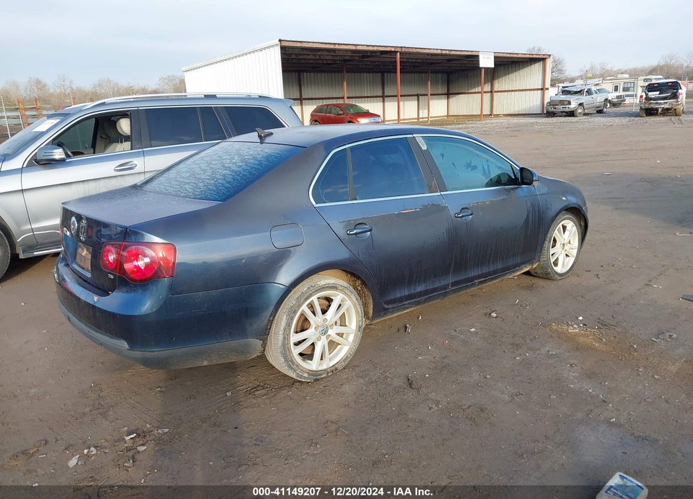 2008 VOLKSWAGEN JETTA SE/SEL VIN: 3VWRM71K08M156341