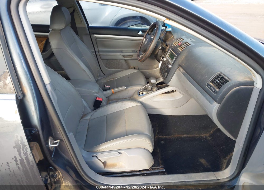 2008 VOLKSWAGEN JETTA SE/SEL VIN: 3VWRM71K08M156341