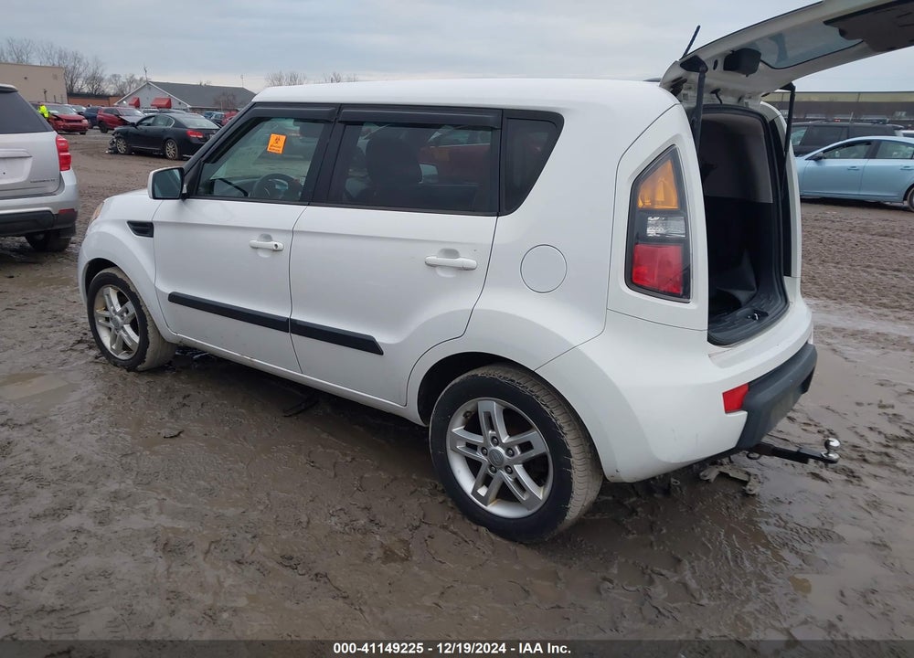2011 KIA SOUL VIN: KNDJT2A22B7307722