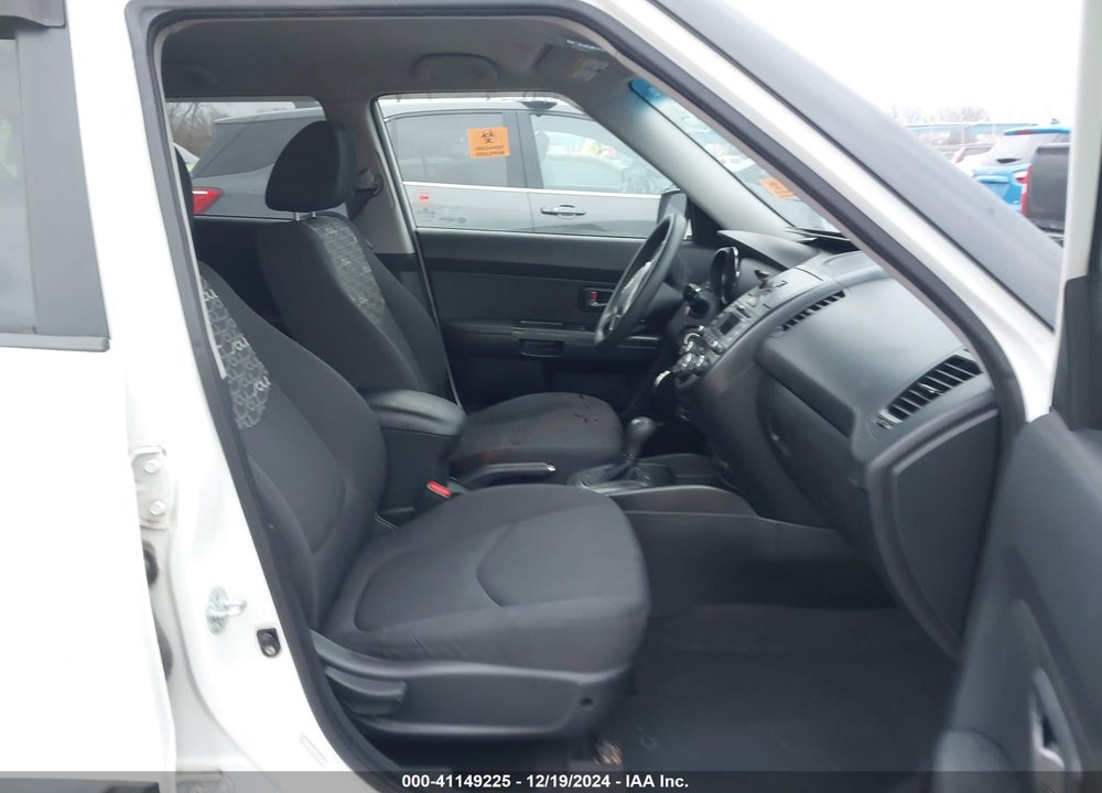 2011 KIA SOUL VIN: KNDJT2A22B7307722