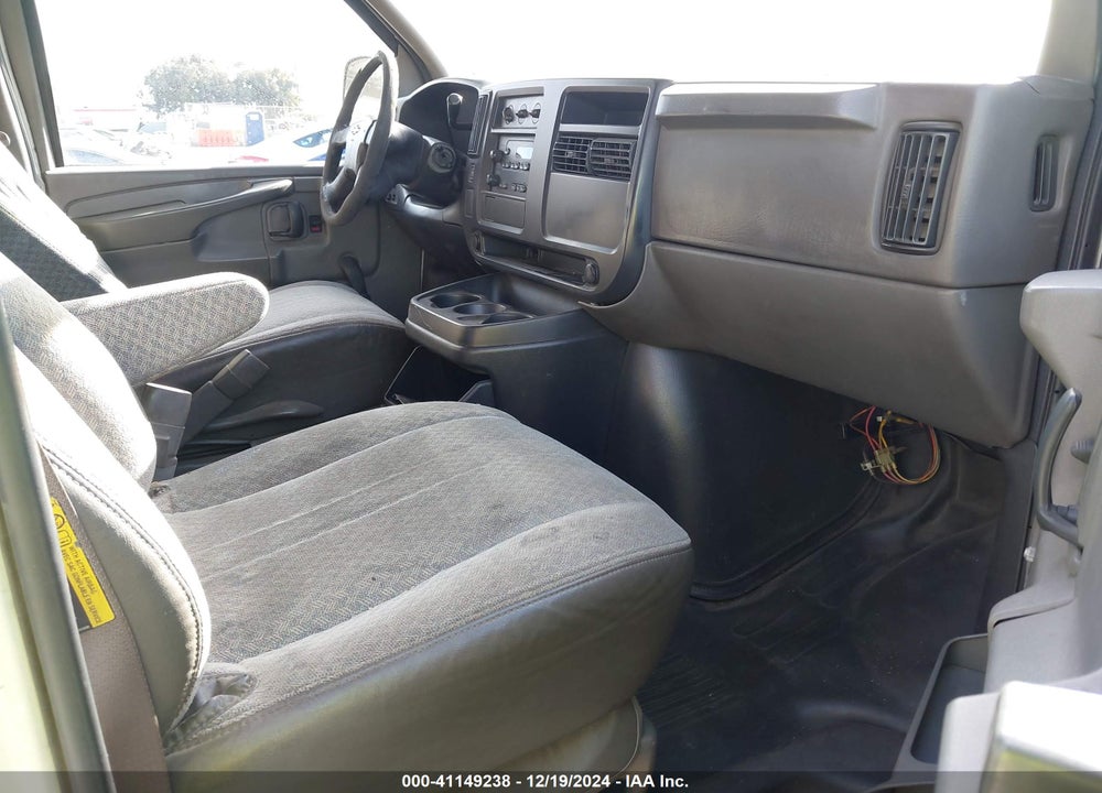 2003 CHEVROLET EXPRESS VIN: 1GCFG25T931204931