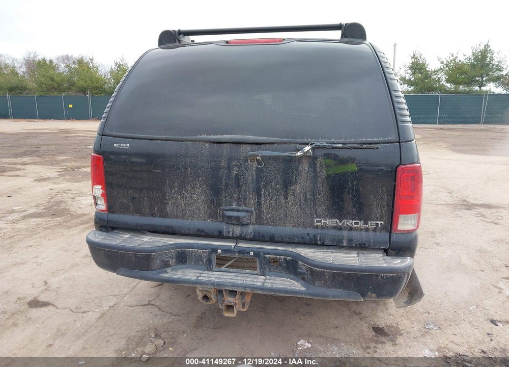 2004 CHEVROLET SUBURBAN 1500 Z71 VIN: 3GNFK16T24G125036