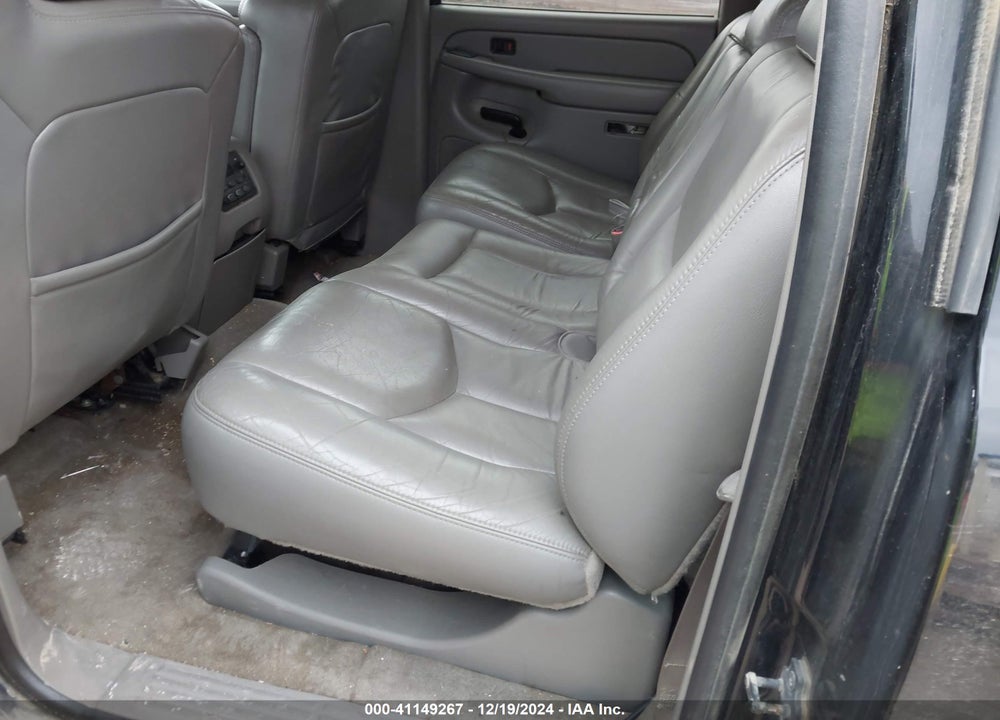 2004 CHEVROLET SUBURBAN 1500 Z71 VIN: 3GNFK16T24G125036