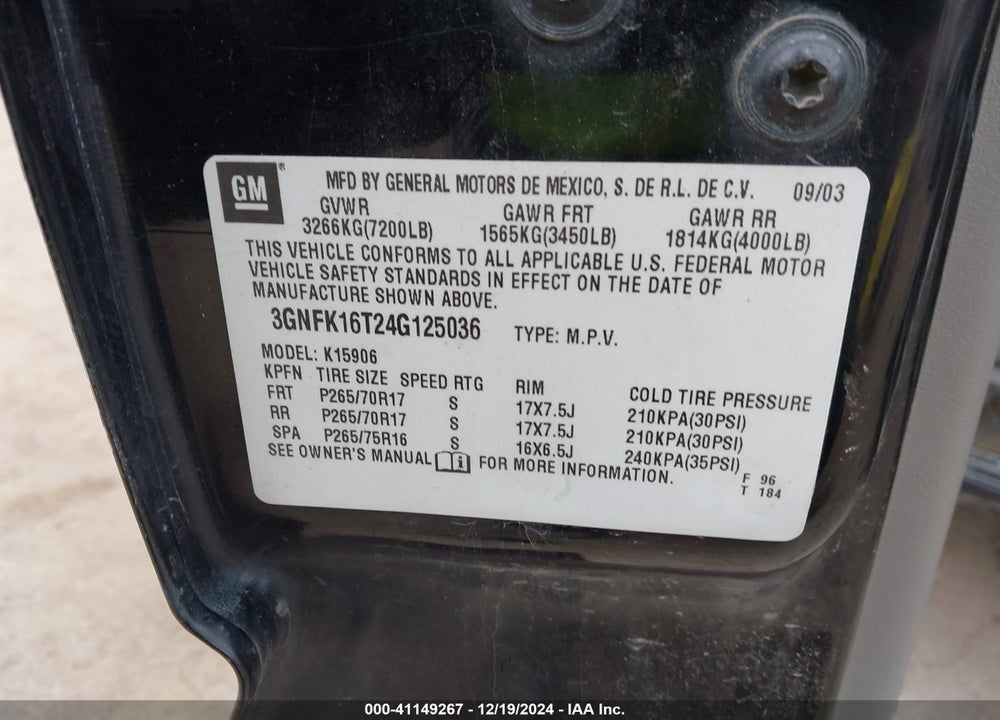 2004 CHEVROLET SUBURBAN 1500 Z71 VIN: 3GNFK16T24G125036