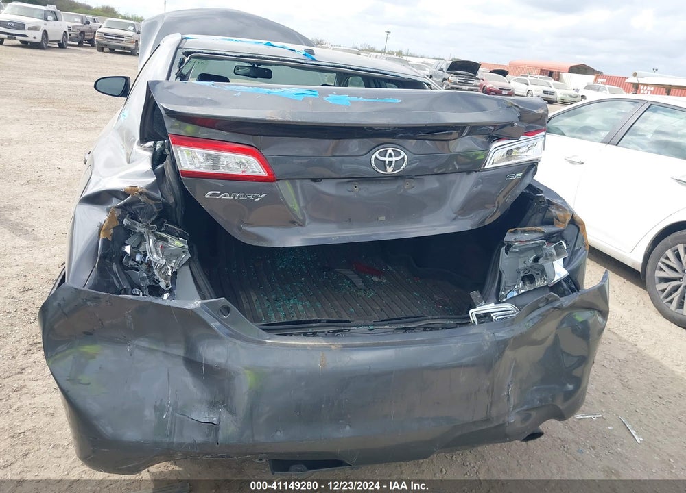 2014 TOYOTA CAMRY VIN: 4T1BF1FKXEU743668