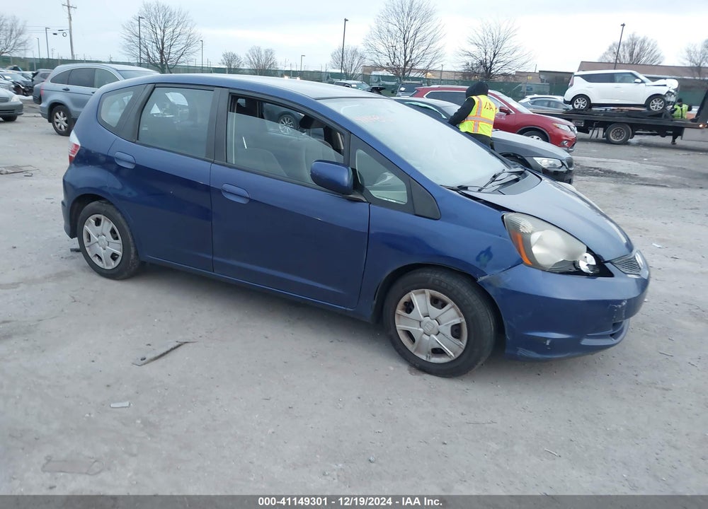 2012 HONDA FIT VIN: JHMGE8H34CC014515