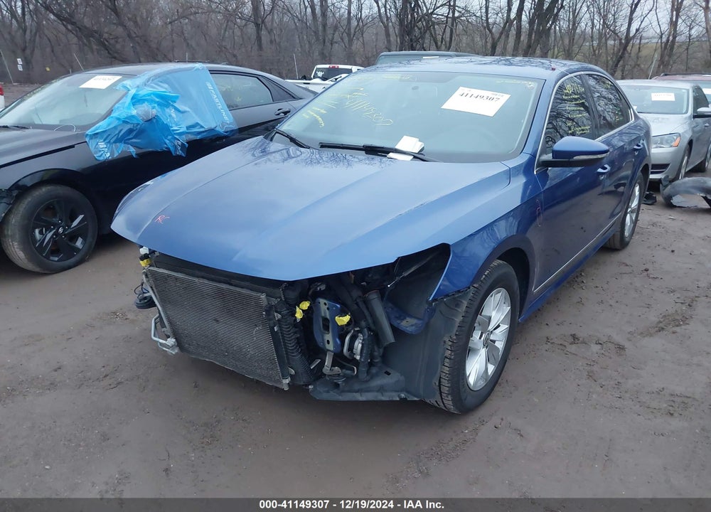 2017 VOLKSWAGEN PASSAT VIN: 1VWAT7A33HC014284