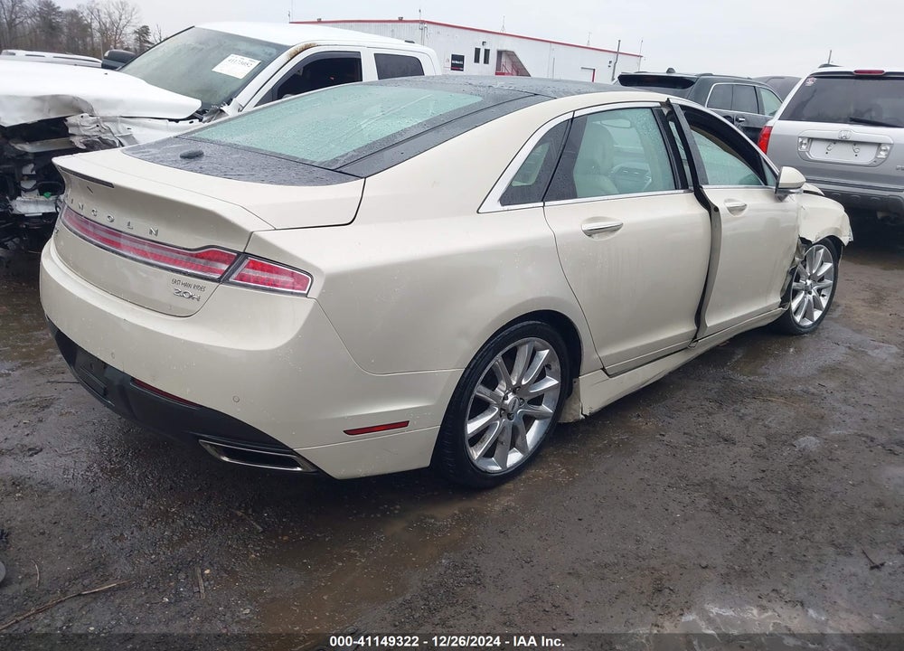 2015 LINCOLN MKZ HYBRID VIN: 3LN6L2LU0FR626891