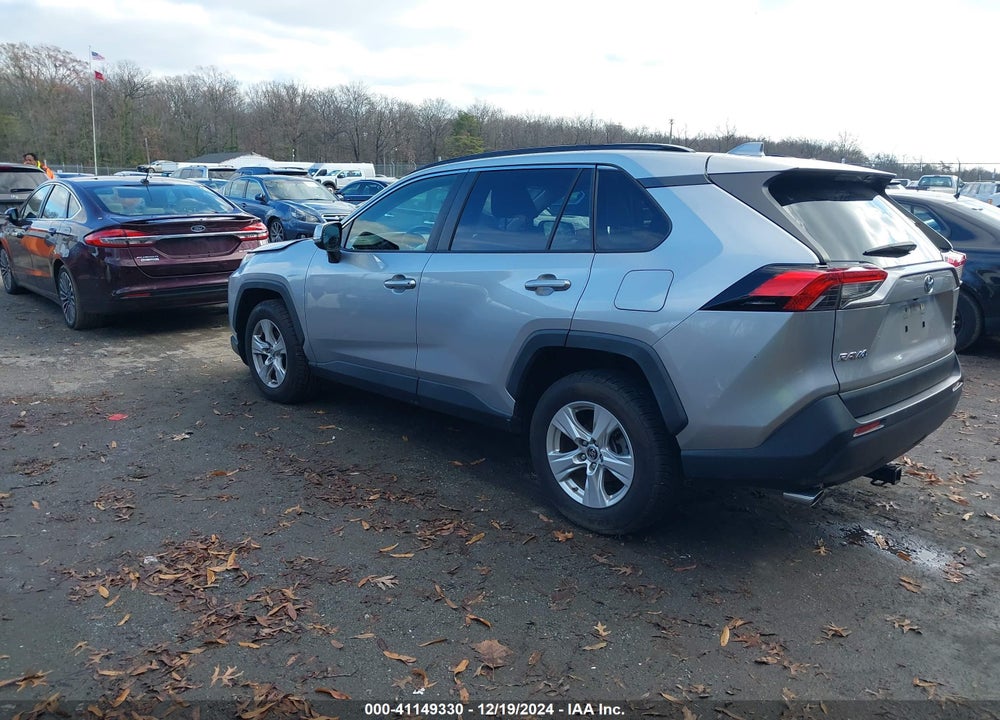 2019 TOYOTA RAV4 XLE VIN: JTMW1RFV1KJ006188
