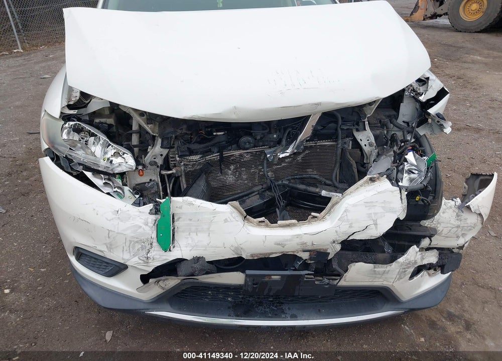 2015 NISSAN ROGUE SV VIN: 5N1AT2MT9FC754108