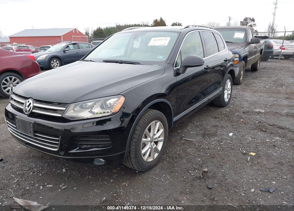2014 VOLKSWAGEN TOUAREG TDI SPORT VIN: WVGEP9BPXED013639