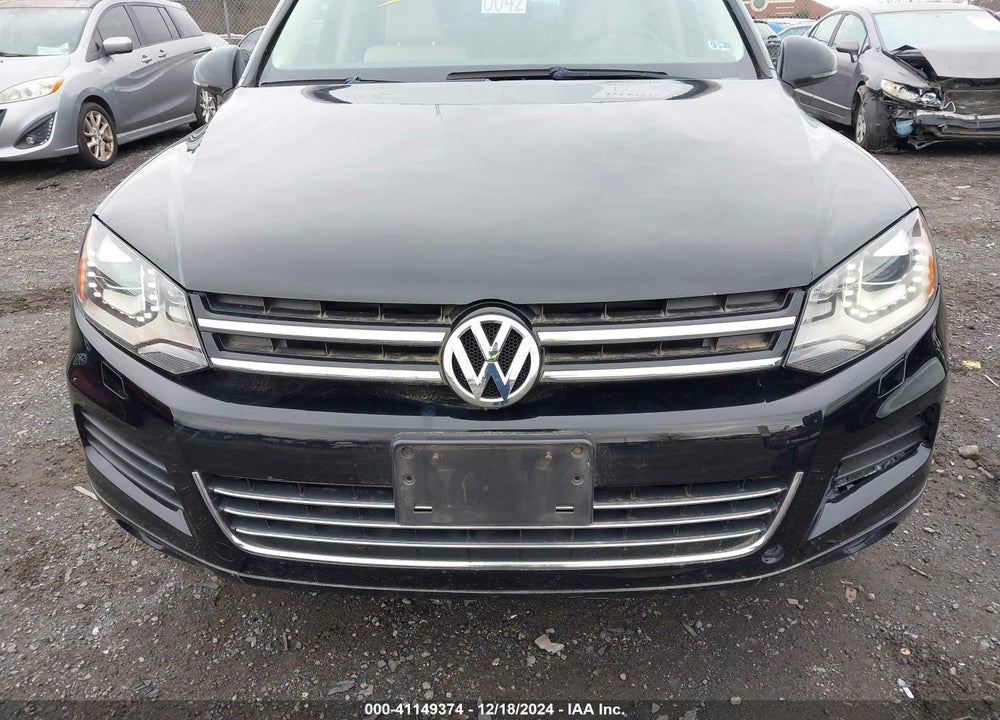 2014 VOLKSWAGEN TOUAREG TDI SPORT VIN: WVGEP9BPXED013639