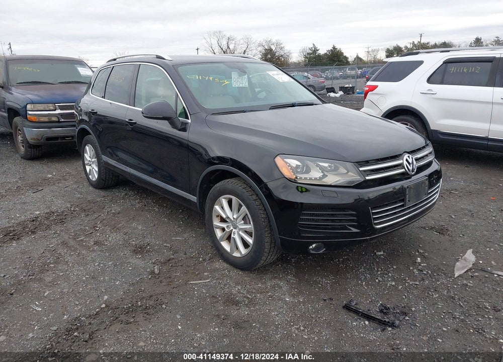 2014 VOLKSWAGEN TOUAREG TDI SPORT VIN: WVGEP9BPXED013639