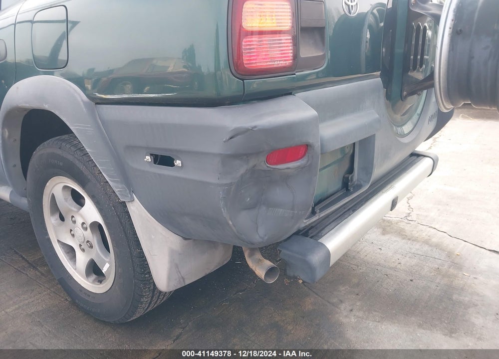 1998 TOYOTA RAV4 VIN: JT3GP10V0W7027134