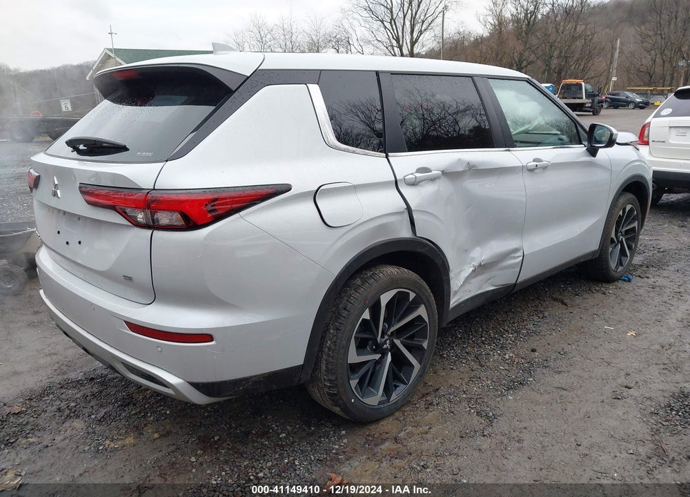 2024 MITSUBISHI OUTLANDER SE 2.5 S-AWC VIN: JA4J4VA80RZ047767