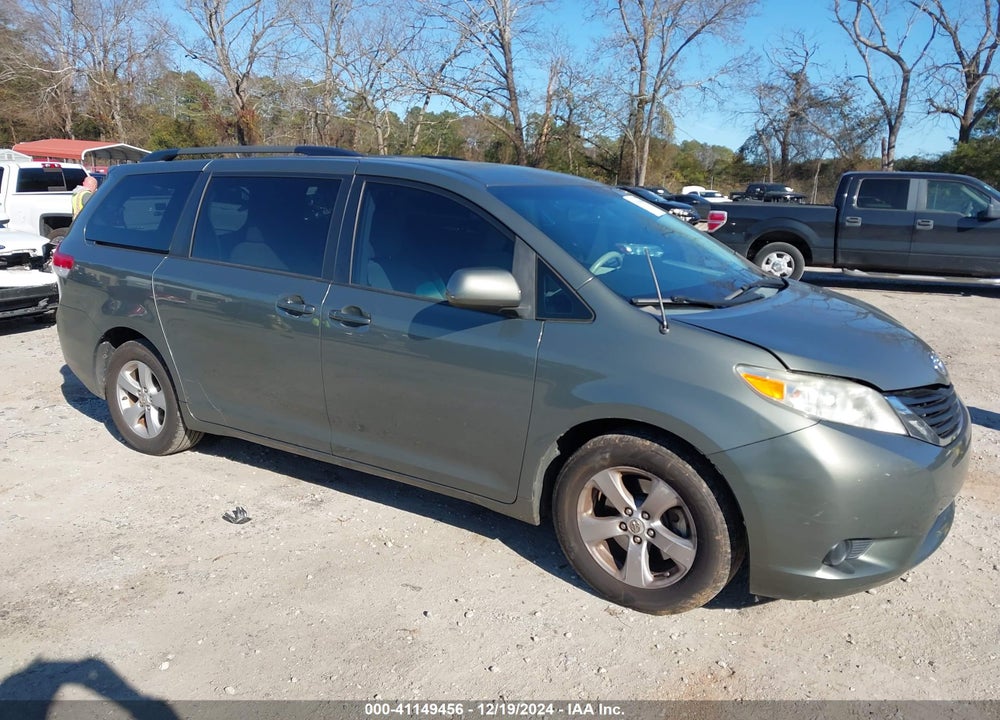 2011 TOYOTA SIENNA LE V6 VIN: 5TDKK3DC3BS078183