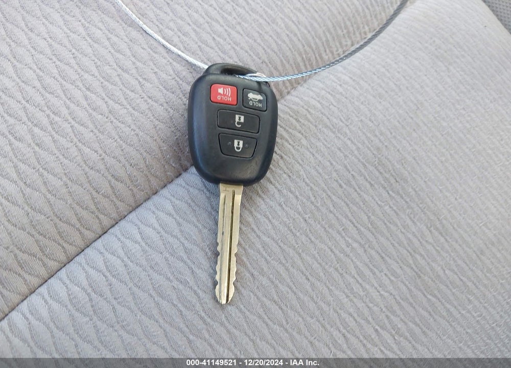 2014 TOYOTA COROLLA LE ECO VIN: 2T1BPRHE7EC029288
