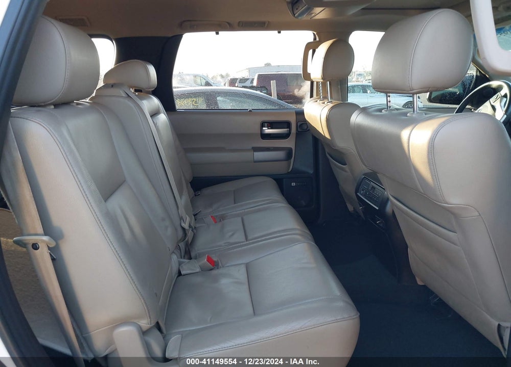 2015 TOYOTA SEQUOIA LIMITED 5.7L V8 VIN: 5TDJY5G17FS111269