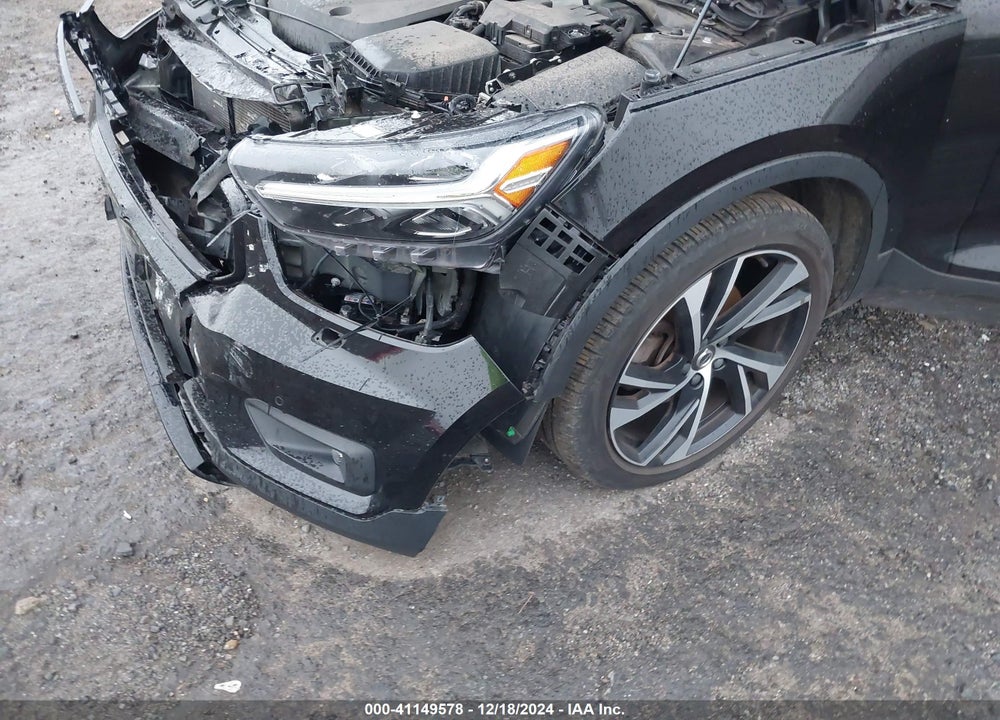 2020 VOLVO XC40 T5 R-DESIGN VIN: YV4162UM1L2171468