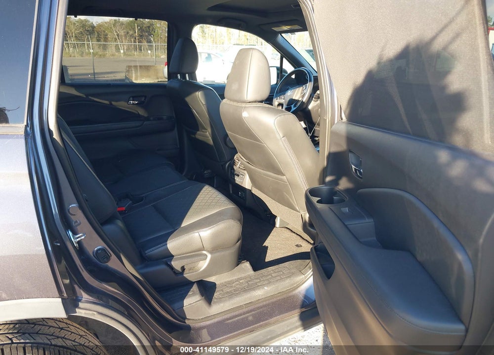 2019 HONDA PASSPORT ELITE VIN: 5FNYF8H03KB005881