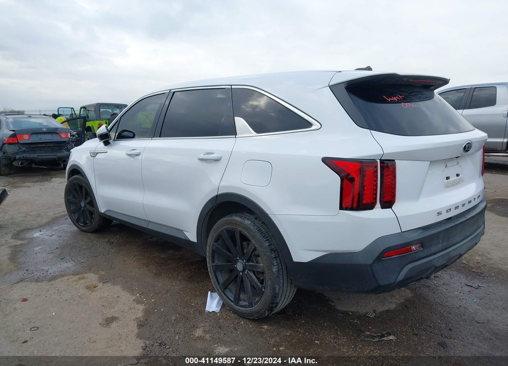 2021 KIA SORENTO VIN: 5XYRG4LC7MG016759