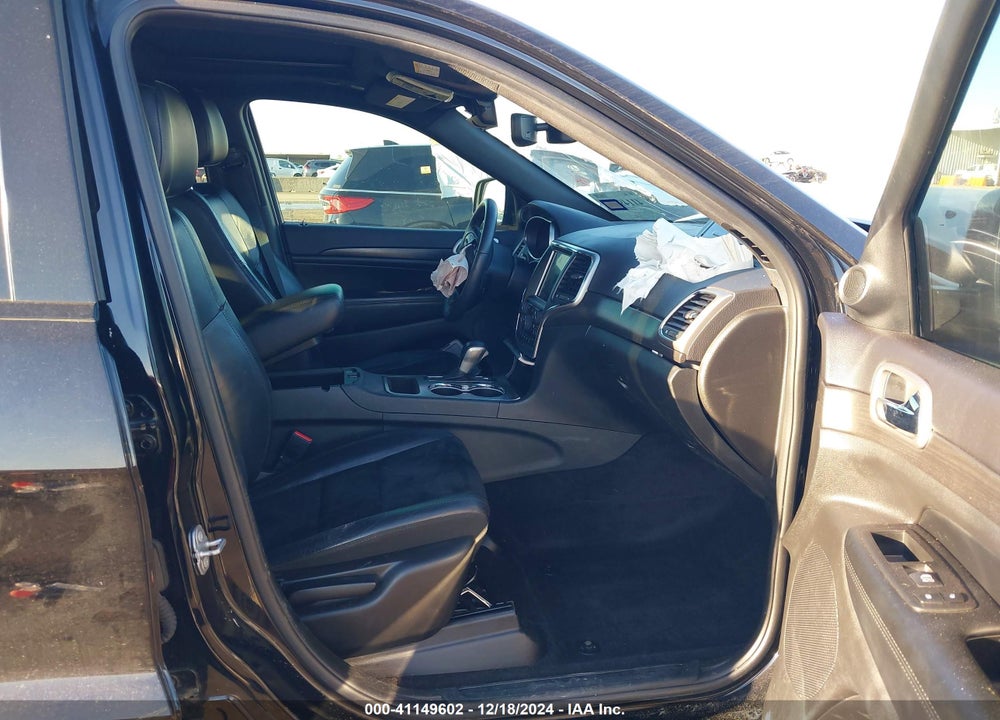 2018 JEEP GRAND CHEROKEE ALTITUDE 4X2 VIN: 1C4RJEAG1JC402607