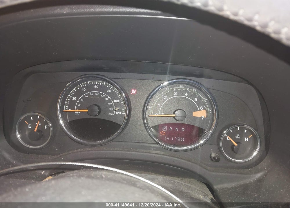 2015 JEEP COMPASS LATITUDE VIN: 1C4NJDEBXFD129529