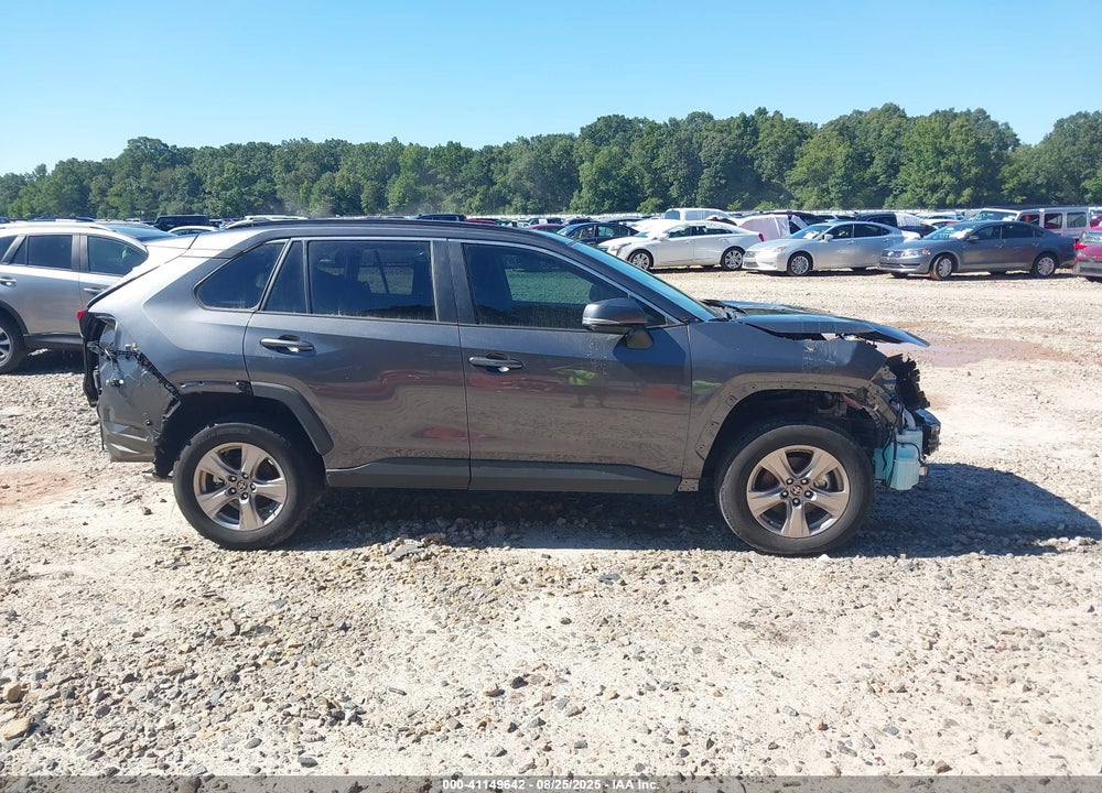 2023 TOYOTA RAV4 XLE VIN: 2T3W1RFV2PC216776
