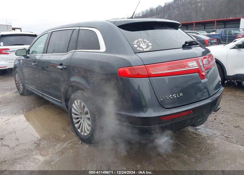 2013 LINCOLN MKT VIN: 2LMHJ5AT5DBL57474
