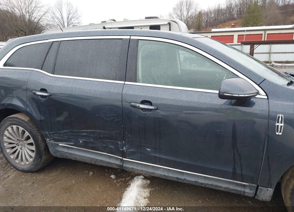 2013 LINCOLN MKT VIN: 2LMHJ5AT5DBL57474