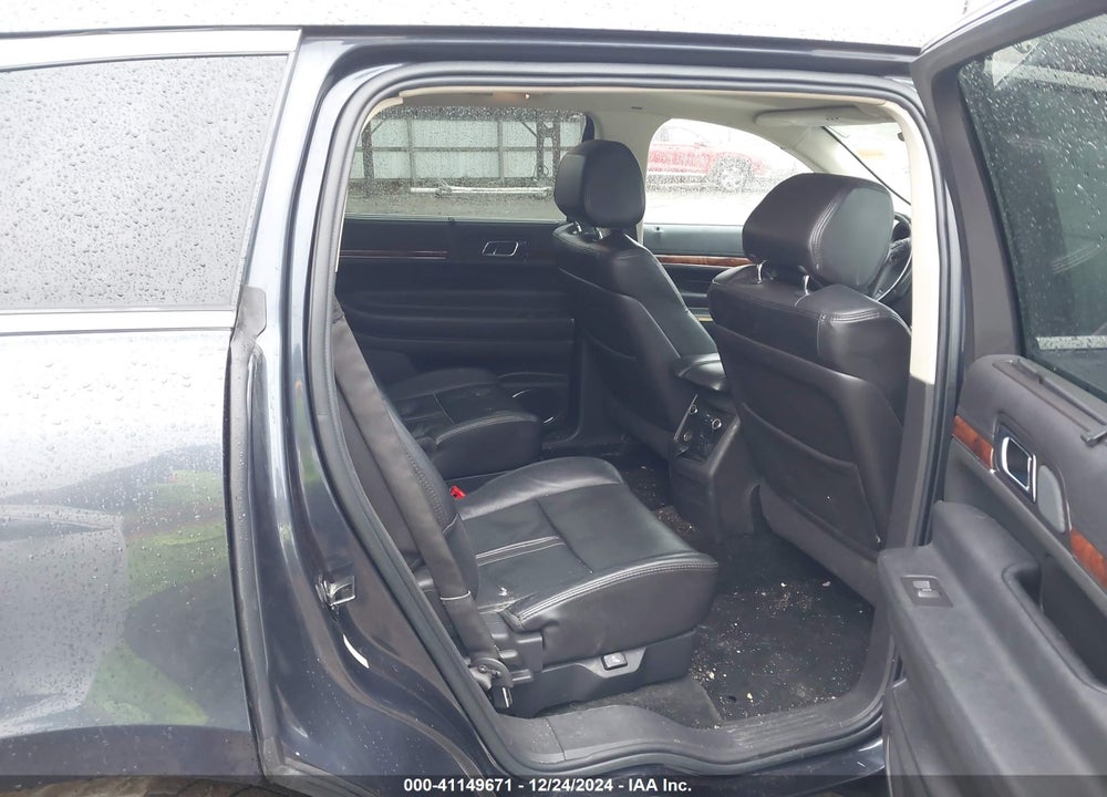 2013 LINCOLN MKT VIN: 2LMHJ5AT5DBL57474